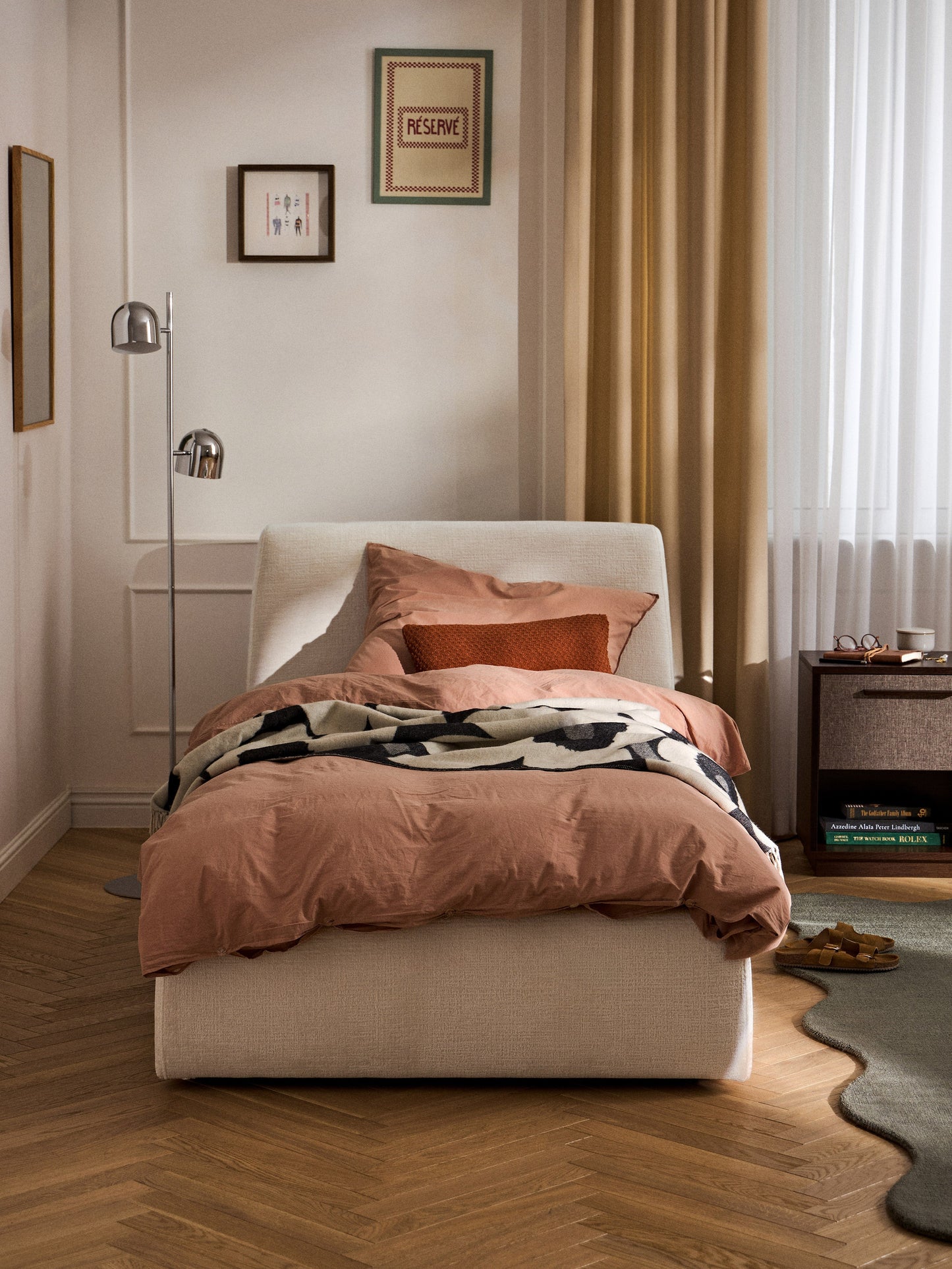 Cloudia Upholstered Single Bed