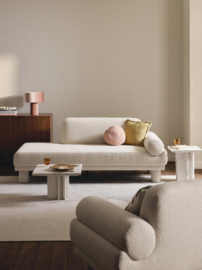 Lila Bouclé Ottoman