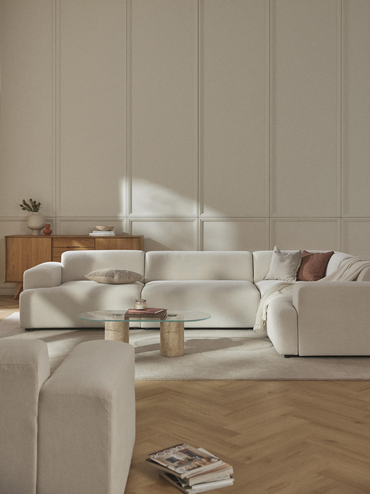 Melvie Large Corner Sofa (4-Seater)