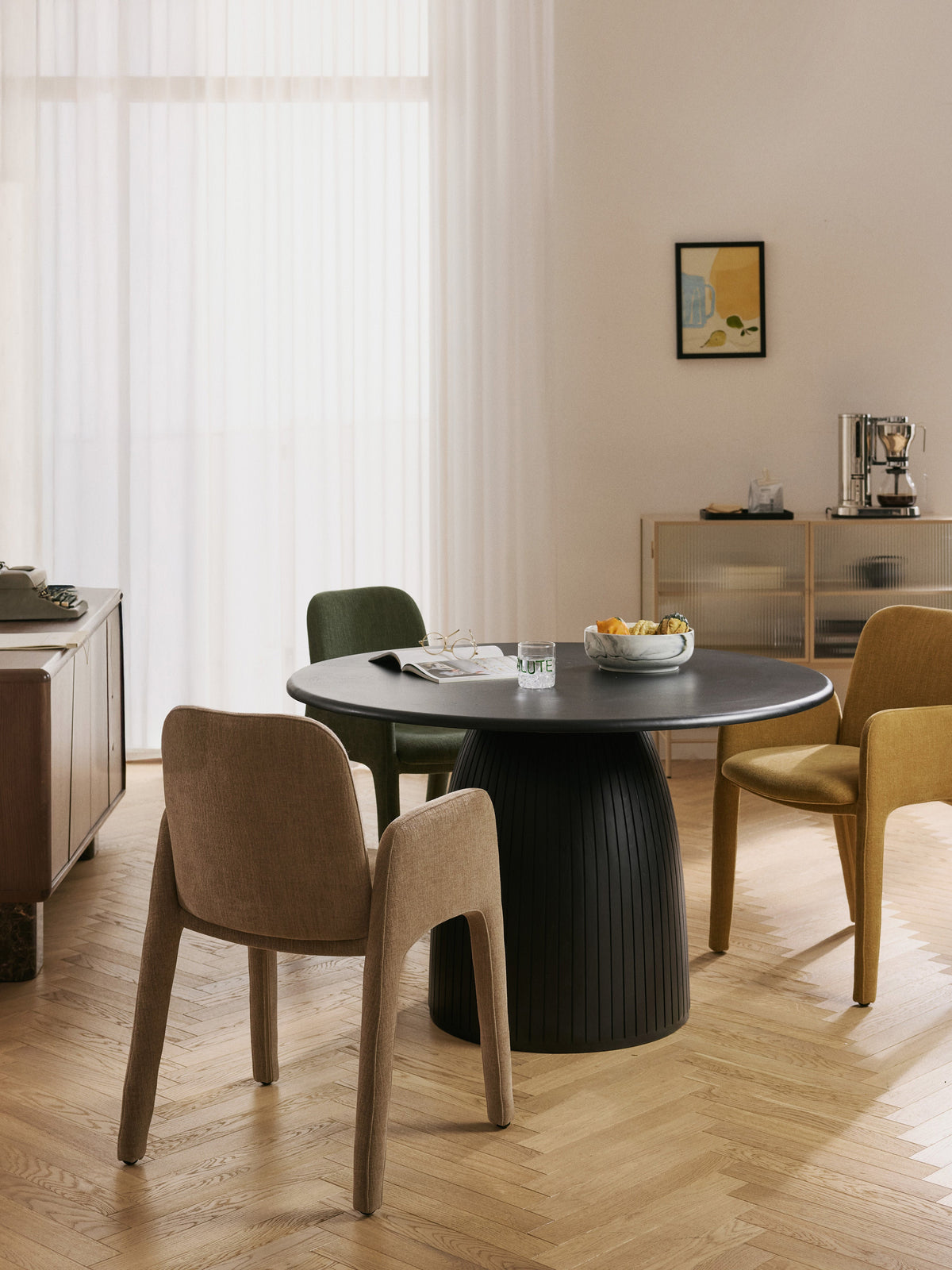 Nella Round Dining Table with Fluted Texture, in Various Sizes