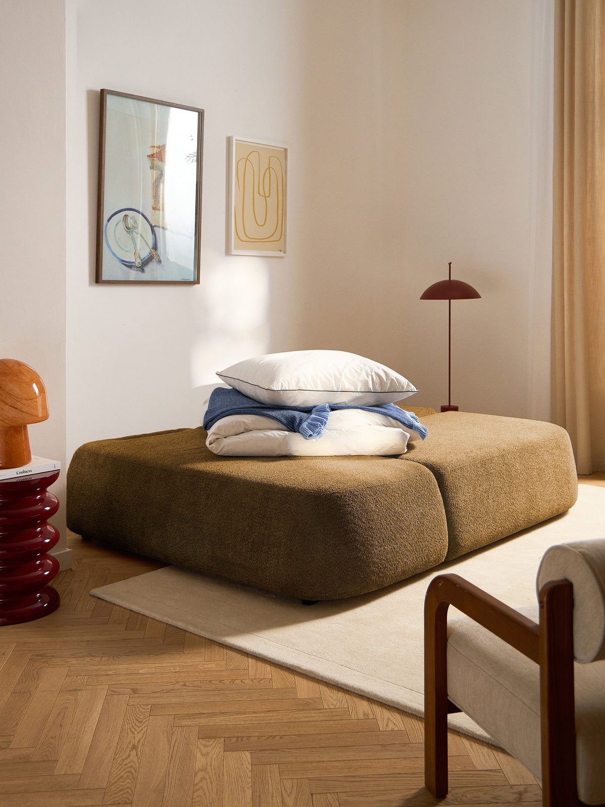Pavo Sofa Bed in Teddy Bouclé with Storage