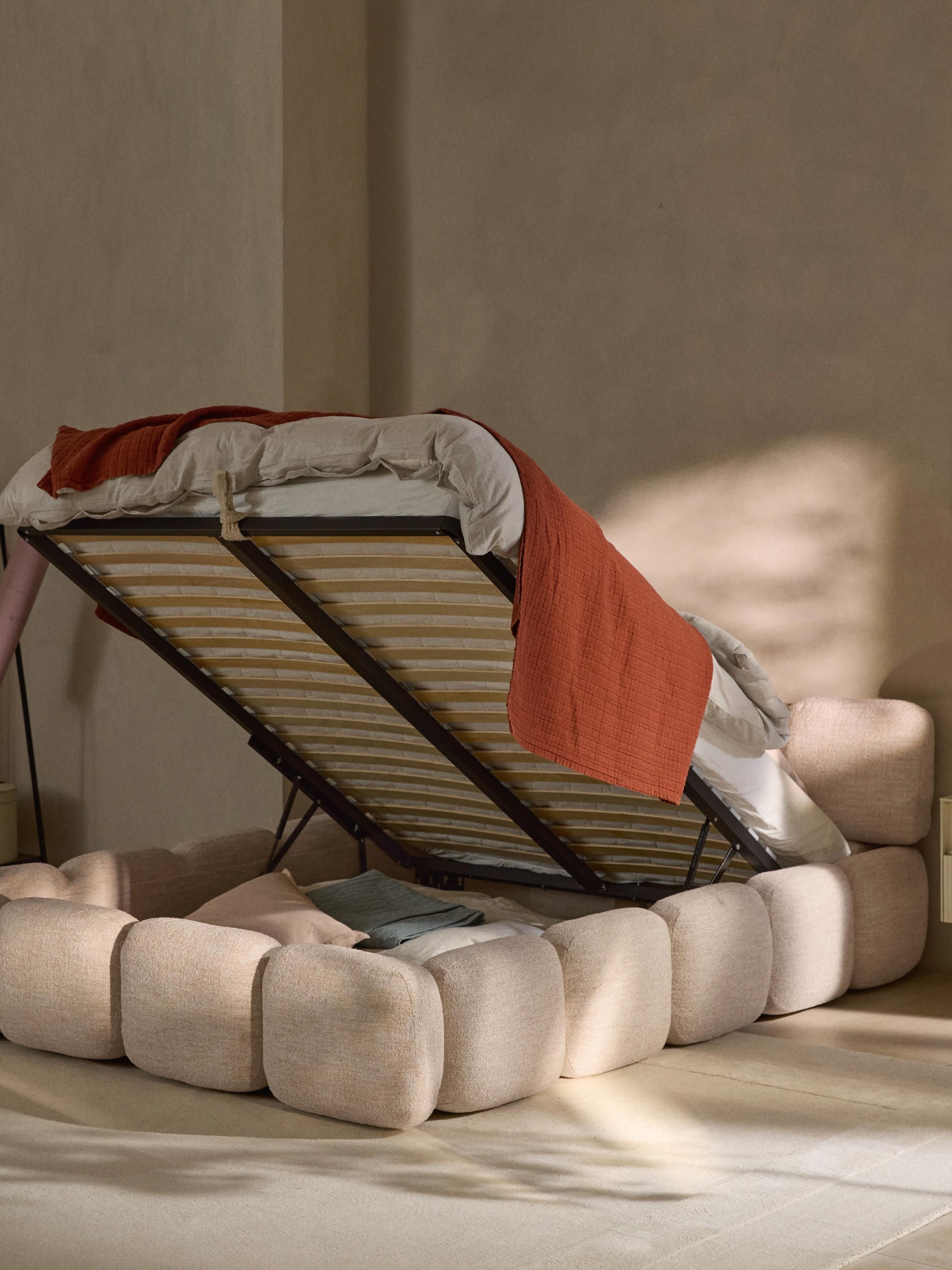 Taylin Upholstered Bed in Bouclé with Storage